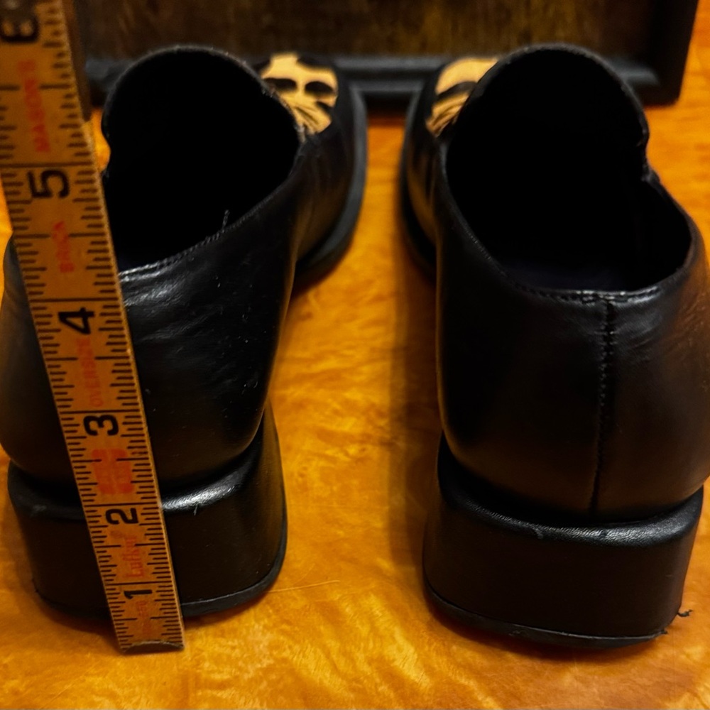 Kenneth Cole Reaction Black and Tan Leopard Flats - Picture 7 of 11